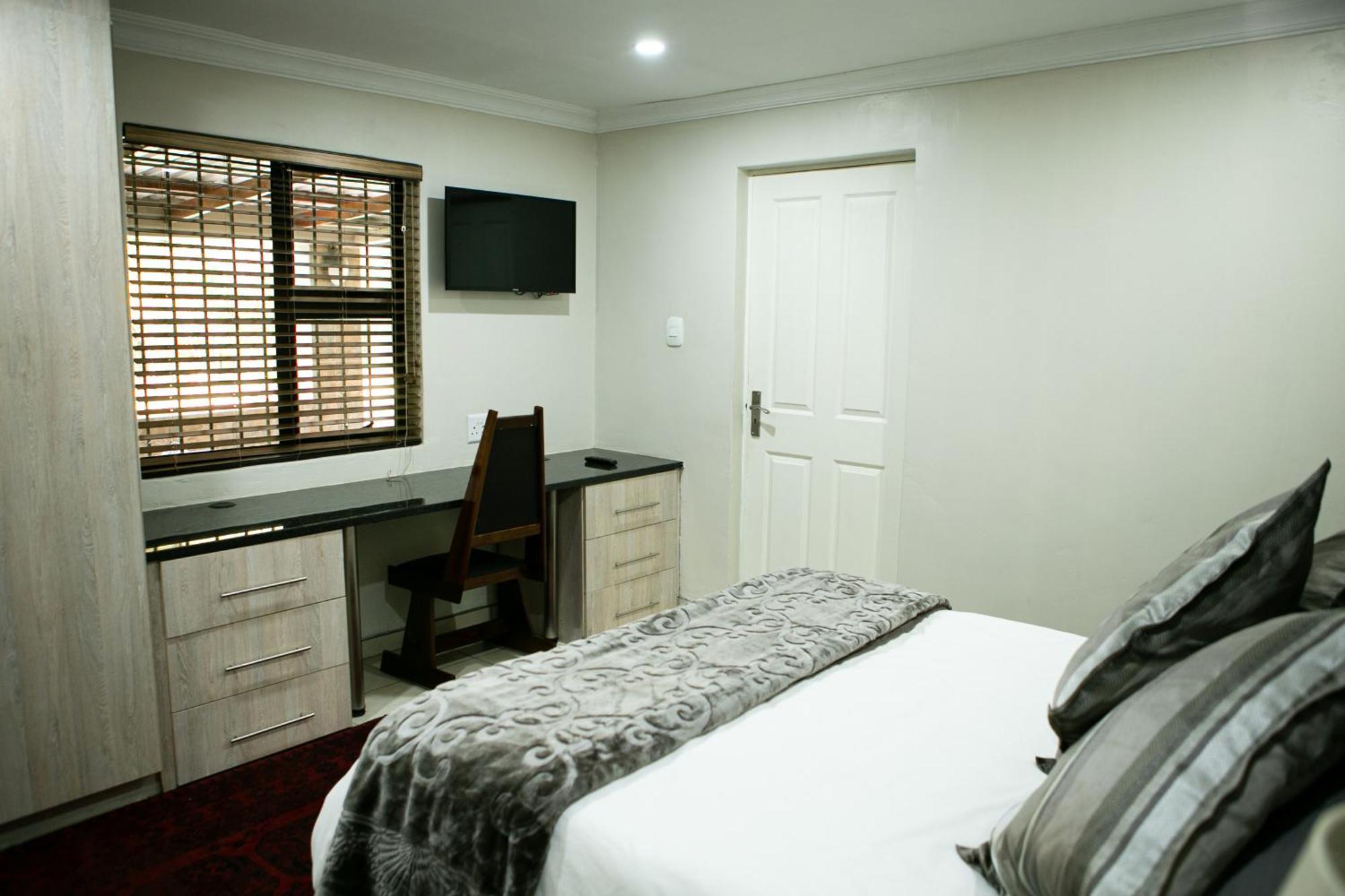 Hotel Fair Glen à Kyalami Extérieur photo